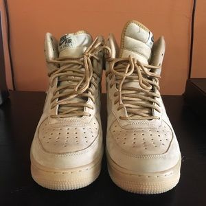 High top air forces- Wheat 7.5